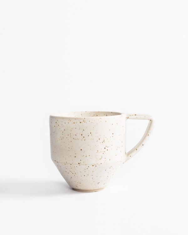 Ea mug eggshell white