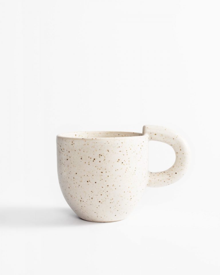 Eva mug eggshell white