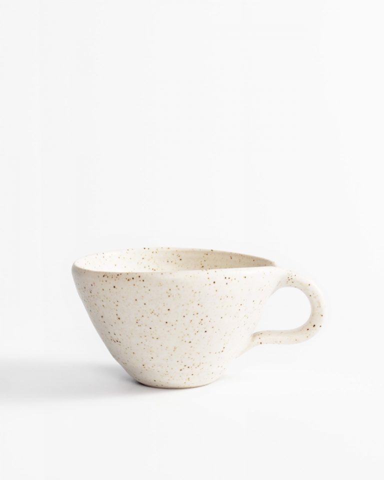 Hans teacup eggshell white