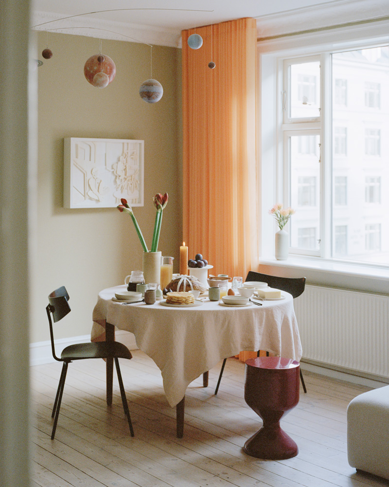 Christmas table setting with TYBO ceramics